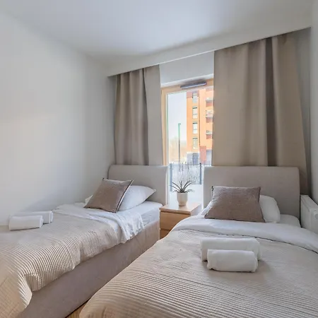 Glow - Porto Letnica Premium With Garden & Parking, Gym Gdansk