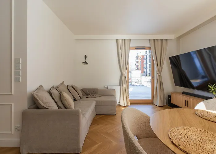 Apartamento Glow - Porto Letnica Premium With Garden & Parking, Gym Gdansk