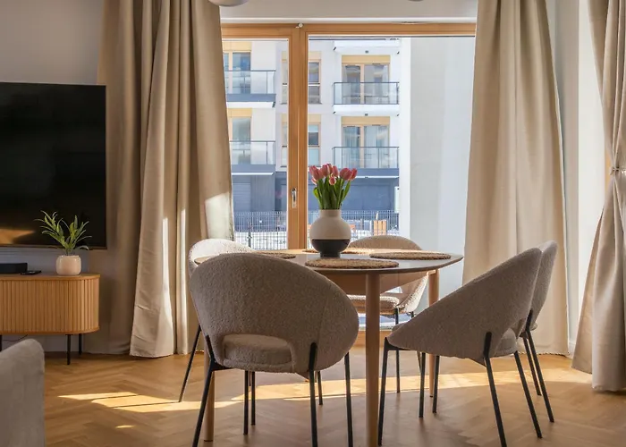 Glow - Porto Letnica Premium With Garden & Parking, Gym Апартаменты